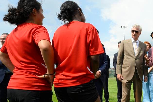 King Philippe Visits Red Side Academy KORTRIJK, BELGIUM - JULY 01: King Philippe of Belgium pictured discovering the activities of Red Side Academy in KV Kortrijk Training Center on July 01, 2026 in Kortrijk, Belgium, 01 07 2026 Kortrijk Belgium  Copyright: xPhilipxReynaersx