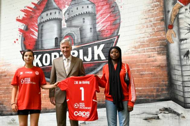 King Philippe Visits Red Side Academy KORTRIJK, BELGIUM - JULY 01: King Philippe of Belgium pictured discovering the activities of Red Side Academy in KV Kortrijk Training Center on July 01, 2026 in Kortrijk, Belgium, 01 07 2026 Kortrijk Belgium  Copyright: xPhilipxReynaersx