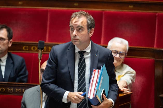 Session of Questions to The Government - Paris AJ French Prime Minister Sebastien Lecornu during a session of questions to the government at the National Assembly, French Parliament lower house, in Paris, France on July 1, 2026. Photo by Alexis Jumeau ABACAPRESS.COM Paris France  Copyright: xJumeauxAlexis ABACAx