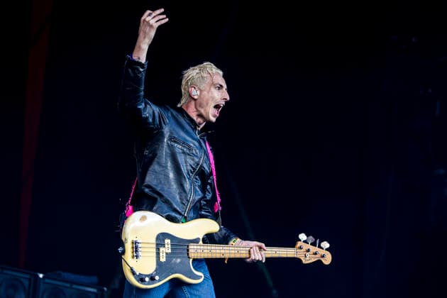 Wolf Alice live at Roskilde Festival 2026 Roskilde, Denmark. 01st, July 2026. The British alternative rock band Wolf Alice performs a live concert during the Danish music festival Roskilde Festival 2026 in Roskilde. Here bass player Theo Ellis is seen live on stage. Denmark, Roskilde  Copyright: xGonzalesxPhoto LassexLagonix