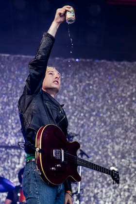 Wolf Alice live at Roskilde Festival 2026 Roskilde, Denmark. 01st, July 2026. The British alternative rock band Wolf Alice performs a live concert during the Danish music festival Roskilde Festival 2026 in Roskilde. Here bass player Theo Ellis is seen live on stage. Denmark, Roskilde  Copyright: xGonzalesxPhoto LassexLagonix
