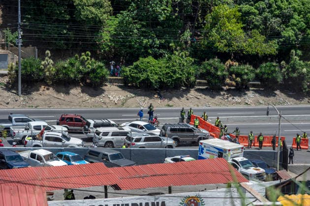 The highway leading to La Guaira is closed by military officials on July 1, 2026, in Caracas, Venezuela, following two powerful earthquakes that struck the region and caused widespread damage, prompting security and emergency restrictions Caracas Miranda Venezuela Copyright: xJimmyxVillaltax xVWPicsx JVI-EarthquakeVenezuela-170