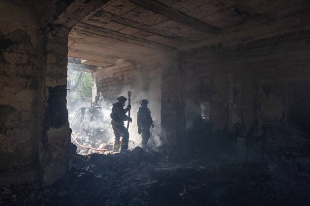 July 1, 2026, Kramatorsk, Ukraine: Firefighters put out fire in a residential building following a Russian air strike. Russian air strikes on residential areas leave destruction and distress in their wake, as firefighters battle flames and civilians pass damaged buildings in the aftermath of the attack. Kramatorsk Ukraine - ZUMAs197 20260701_aaa_s197_298 Copyright: xDiegoxHerrerax