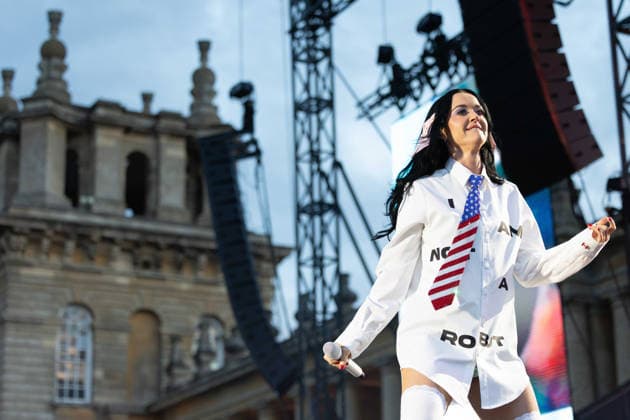 Katy Perry performs during the Blenheim Palace Festival at Blenheim Palace in Woodstock Katy Perry performs during the Blenheim Palace Festival at Blenheim Palace in Woodstock, England, on 01 July 2026, Credit:Rox Cooper Lee Roxy Lee Avalon  Copyright: xRoxxCooperxLeex xRoxyxLeex xAvalonx 1113879199