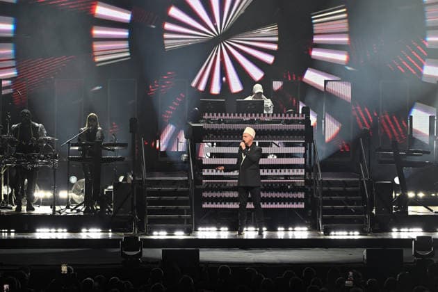 Pet Shop Boys Performs At Concert - Paris Neil Tennant of Pet Shop Boys performs at the Zenith in Paris, France on July 1, 2026. Photo by Christophe Meng ABACAPRESS.COM Paris France  Copyright: xMengxChristophe ABACAx