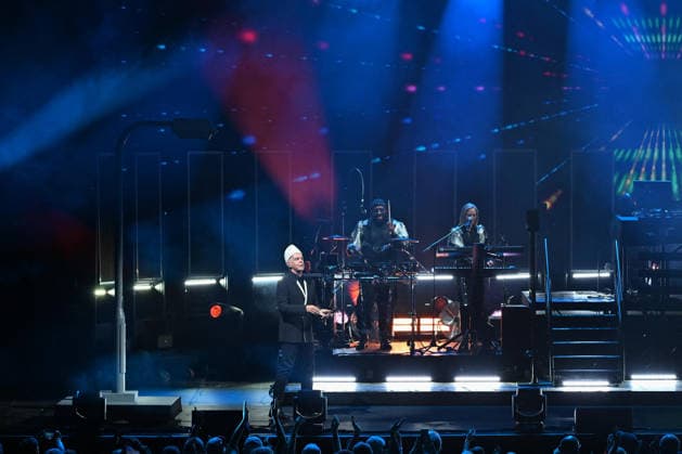 Pet Shop Boys Performs At Concert - Paris Neil Tennant of Pet Shop Boys performs at the Zenith in Paris, France on July 1, 2026. Photo by Christophe Meng ABACAPRESS.COM Paris France  Copyright: xMengxChristophe ABACAx