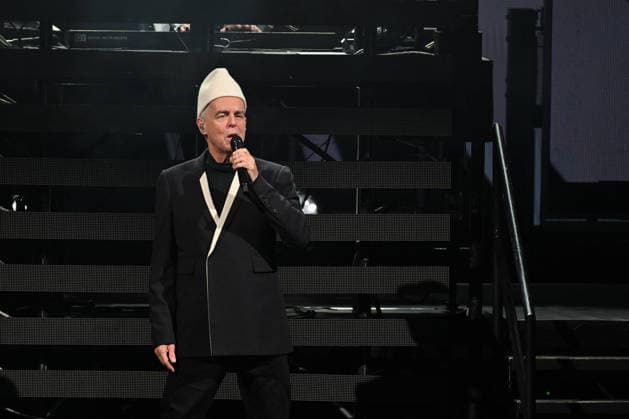 Pet Shop Boys Performs At Concert - Paris Neil Tennant of Pet Shop Boys performs at the Zenith in Paris, France on July 1, 2026. Photo by Christophe Meng ABACAPRESS.COM Paris France  Copyright: xMengxChristophe ABACAx
