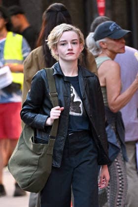 Julia Garner seen filming High Stakes in New York City Featuring: Julia Garner Where: New York City, New York, United States When: 01 Jul 2026 Credit: Elder Ordonez INSTARimages EDITORIAL USE ONLY. NOT FOR USE BY NEWSPAPERS BASED IN THE UK. Copyright: xx instar55823168