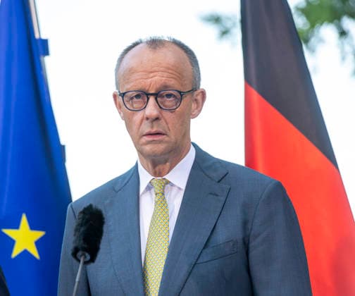 Friedrich Merz - PK - Koalitionsausschuss EUR, Deutschland, Berlin, 02.07.2026: Bundeskanzler Friedrich Merz (CDU), Bundesfinanzminister Lars Klingbeil (SPD), Bärbel Bas (SPD) Bundesministerin für Arbeit und Soziales und Markus Söder (CSU) Ministerpräsident des Freistaates Bayern. Pressekonferenz zu den Ergebnissen des Koalitionsausschusses. *** Friedrich Merz, Press Conference, Coalition Committee, EUR, Germany, Berlin, July 2, 2026 Federal Chancellor Friedrich Merz (CDU), Federal Minister of Finance Lars Klingbeil (SPD), Bärbel Bas (SPD), Federal Minister of Labor and Social Affairs, and Markus Söder (CSU), Minister-President of the Free State of Bavaria, held a press conference on the results of the coalition committee meeting
