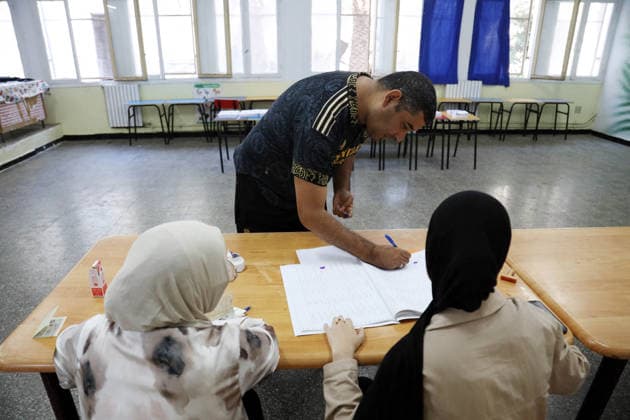 Voters At Legislative Elections - Alger Voters cast their ballots during the 2026 Algerian legislative elections in Alger, Algeria on July 2, 2026, as the 24,727,041-strong electorate, including the diaspora, elects the 407 members of the tenth legislature of the National People s Assembly (APN), whose five-year term will begin. Photo by Billel Bensalem APP ABACAPRESS.COM Algiers Algeria  Copyright: xBensalemxBillel APP ABACAx