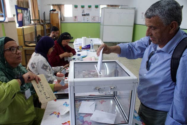 Voters At Legislative Elections - Alger Voters cast their ballots during the 2026 Algerian legislative elections in Alger, Algeria on July 2, 2026, as the 24,727,041-strong electorate, including the diaspora, elects the 407 members of the tenth legislature of the National People s Assembly (APN), whose five-year term will begin. Photo by Karim Djaoui APP ABACAPRESS.COM Algiers Algeria  Copyright: xBensalemxBillel APP ABACAx