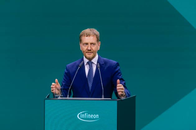 Infineon Eröffnung Infineon Smart Power FAB in Dresden eröffnet.Michael Kretschmer Ministerpräsident Sachsen, Dresden Sachsen Deutschland *** Infineon Opens Infineon Smart Power FAB in Dresden; Michael Kretschmer, Minister President of Saxony, Dresden, Saxony, Germany