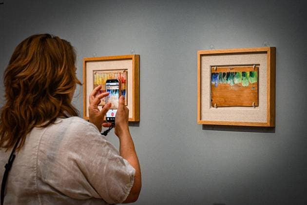 Symphonie der Farben. Paul Signac und der Neoimpressionismus ** NUR FÜR REDAKTIONELLE ZWECKE ** EDITORIAL USE ONLY **<p>Bild Farbstudie 1 von 1894 von Paul Signac. Ausstellung Symphonie der Farben. Paul Signac und der Neoimpressionismus im Museum Barberini. Den höchsten Grad an Leuchtkraft und Harmonie zu erreichen diesem Ziel verschrieb sich Paul Signac, als er Mitte der 1880er-Jahre mit Georges Seurat eine neue Malweise in die Kunst einführte. Die Ausstellung Symphonie der Farben. Paul Signac und der Neoimpressionismus beleuchtet als erste umfassende Signac-Schau in Deutschland seit 30 Jahren die zentrale Rolle des Künstlers innerhalb der Bewegung des Neoimpressionismus und geht seinem Einfluss als Theoretiker, Netzwerker und A Copyright: MaurizioxGambarini doc86jl0z6legw7pd8drhv ,EDITORIAL USE ONLY