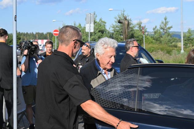 The headliner of the 60th Karlovy Vary International Film Festival, American actor Dustin Hoffman, arrived in Karlovy Vary, Czech Republic, on July 2nd, 2026. (CTKxPhoto SlavomirxKubes) CTKPhotoP2026070207650  CTKPhotoP2026070207650