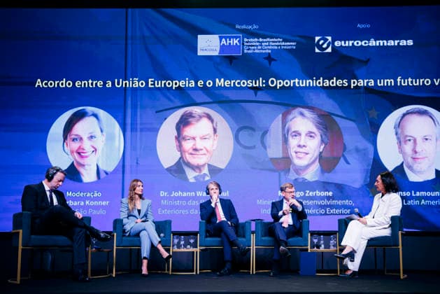 Johann Wadephul (CDU), Bundesaussenminister, aufgenommen im Rahmen der Veranstaltung Chancen des EU-Mercosur-Abkommens im Club TransatlÃ¢ntico in Sao Paulo, 02.07.2026. Fotografiert im Auftrag des Auswaertigen Amtes (AA) Sao Paulo Brasilien *** Johann Wadephul (CDU), Federal Minister of Foreign Affairs, photographed during the event Opportunities of the EU-Mercosur Agreement at the Club Transatlântico in São Paulo on July 2, 2026. Photographed on behalf of the Federal Foreign Office (AA) in São Paulo, Brazil. Copyright: xFelixxZahnx