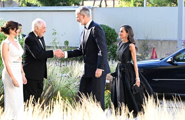 ABC Journalism Awards: Mariano de Cavia, Luca de Tena, and Mingote. King Felipe VI and Queen Letizia arrive at ABC headquarters to preside over the ABC Journalism Awards ceremony on July 2, 2026, in Madrid, Spain. The King and Queen presented the Mariano de Cavia, Luca de Tena, and Mingote Awards, which ABC has been awarding for 106 years. The awards were selected by a jury chaired by the director of the RAE, Santiago Munoz Machado, and comprising Inés Artajo, Ignacio Camacho, José Alberto García Avilés, and Julián Quirós, director of ABC. JOURNALISM AWARDS KING AND QUEEN José Madrid Madrid, Spain  Copyright: xJosÃ xOlivax 7639033