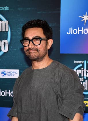 Celebrities attend screening of web series Pritam & Pedro in Mumbai - 02 Jul 2026 Bollywood actor Aamir Khan poses for a photo at the screening of web series Pritam & Pedro in Mumbai. Mumbai India Copyright: xAshishxVaishnavx xSOPAxImagesx AVaishnav_Celebrities attend screening of web series _Pritam _ Pedro_ in Mumbai (17)