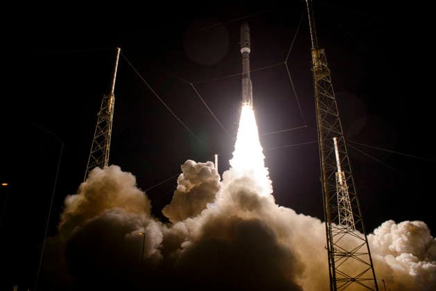 July 2, 2026, Cape Canaveral, Florida, USA: A United Launch Alliance (ULA) Atlas V rocket launches from Space Launch Complex-41 (SLC-41), Cape Canaveral Space Force Station, Florida, carrying 29 satellites for AmazonÃ¢â‚¬â ¢s Leo internet constellation on July 2, 2026 at 12:30 a.m. EDT. Cape Canaveral USA  - ZUMAb268 20260702_znp_b268_011 Copyright: xJenniferxBriggsx