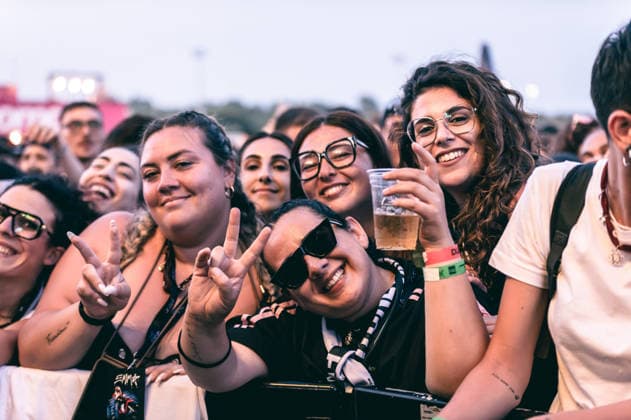 IPA86325008 - Emma s audience during the EMMA - LIVE TOUR 2026, a music concert in Rome, Italy, on July 2, 2026  Copyright: xTommasoxNotarangelo LiveMediax xx 86325008