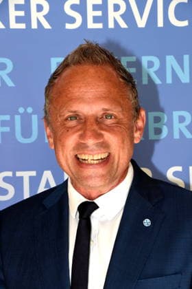 Thorsten Glauber Bayerischer Staatsminister fuer Umwelt und Verbraucherschutz Muenchen 02.07.2026 Kardinal Wendel Haus Mandlstrasse Jubilaeumsfeier 70 Jahre Verbraucher Service Bayern Foto Muenchen *** Thorsten Glauber, Bavarian Minister of State for the Environment and Consumer Protection, Munich, July 2, 2026, Cardinal Wendel House, Mandlstrasse, 70th Anniversary Celebration of Consumer Service Bavaria, Photo: Munich
