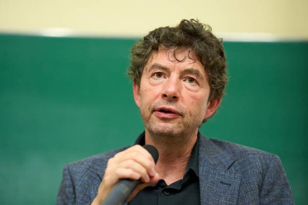 Tuebingen Christian Drosten erhaelt Auszeichnung Rede des Jahres 2025 der Universitaet Tübingen. Tuebingen 02.07.2026 Christian Drosten im Audimax, Neue Aula Tuebingen, 02.07.2026 *** Tübingen: Christian Drosten Receives the University of Tübingen’s Speech of the Year 2025 Award Tübingen, July 2, 2026 Christian Drosten in the Audimax, Neue Aula, Tübingen, July 2, 2026 Copyright: xEibner-Pressefoto ThomasxDingesx EP_TDS
