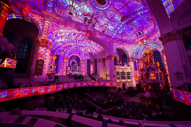 CNTV MICHEL- Innenansicht der Kirche LIcht Light Show Hamburg 02.07.2026 Die Hauptkirche St.Michaelis,dem Hamburger Michel erstrahlt fuer mehrere Monate in neuem Licht LUMINISCENCE Licht Show das einmalige 360Â° Illuminationserlebnis macht die Architektur des Michel hor und sichtbar und der Raumklang setzt die barocke Architektur bestens in Szene.Hauptkirche St. Michaelis Michel ist ein evangelischer Sakralbau in der Neustadt von Hamburg Hamburg Deutschland *** CNTV MICHEL Interior View of the Church Light Show Hamburg July 2, 2026 St. Michael’s Church, known as the Michel in Hamburg, will shine in a new light for several months during the LUMINISCENCE Light Show—a unique 360° illumination experience brings the architecture of the Miche
