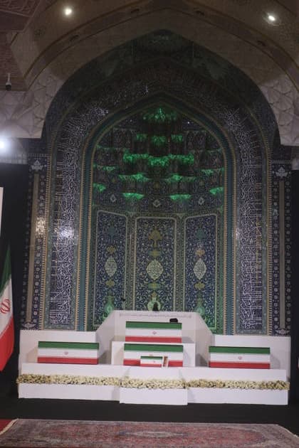 State Funeral For Iran s Late Supreme Leader Ayatollah Ali Khamenei A ceremony honors the remains of Iran s late Supreme Leader Ayatollah Ali Khamenei and his companions in Tehran, Iran, on the first day of a U.S.-Israeli military campaign. Tehran Iran  Copyright: xMortezaxNikoubazlx originalFilename: nikoubazl-notitle260703_npG8G.jpg