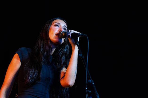 July 2, 2026, Milwaukee, Wisconsin, U.S: Singer JULIA WOLF during the Summerfest Music Festival in Milwaukee, Wisconsin Milwaukee U.S  - ZUMAs135 20260702_zap_s135_015 Copyright: xDanielxDeSloverx