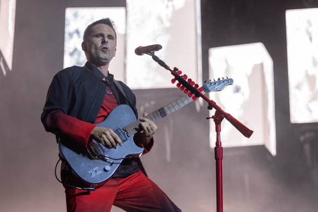 July 2, 2026, Milwaukee, Wisconsin, U.S: MATT BELLAMY of Muse during the opening night of The Wow! Signal Tour at Summerfest Music Festival in Milwaukee, Wisconsin Milwaukee U.S  - ZUMAs135 20260702_zap_s135_060 Copyright: xDanielxDeSloverx