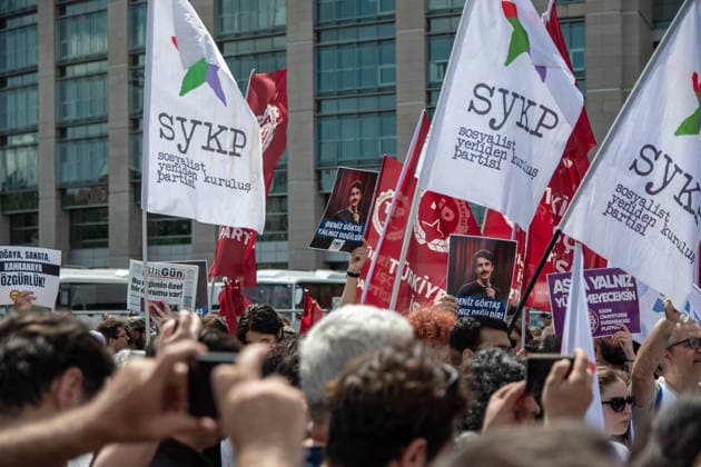 July 3, 2026, Istanbul, Istanbul, Turkey: Stand-up comedian Deniz Goktas was brought to the Istanbul Courthouse in Caglayan after being detained over his stand-up show published on YouTube. Political parties, labor unions, civil society organizations, fellow artists and supporters gathered outside the courthouse and held a press statement calling for his release and defending freedom of expression. Istanbul Turkey  - ZUMAt171 20260703_zip_t171_007 Copyright: xAbdullahxTepelix
