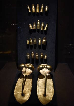Toutankhamon Reconstruction Spectacular At Porte du Versailles - Paris Toutankhamon, Reconstition spectacular his tomb and his treasures of Pharaon at Porte du Versailles in Paris, France on July 2, 2026. Photo by Alain Apaydin ABACAPRESS.COM Paris Ile-de-France France  Copyright: xApaydinxAlain ABACAx