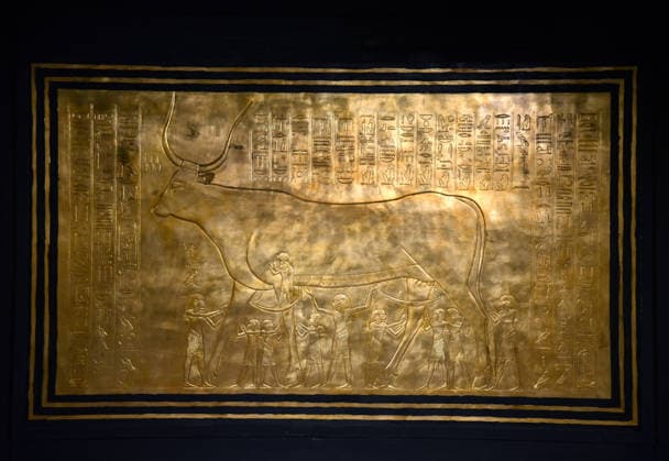 Toutankhamon Reconstruction Spectacular At Porte du Versailles - Paris Toutankhamon, Reconstition spectacular his tomb and his treasures of Pharaon at Porte du Versailles in Paris, France on July 2, 2026. Photo by Alain Apaydin ABACAPRESS.COM Paris Ile-de-France France  Copyright: xApaydinxAlain ABACAx