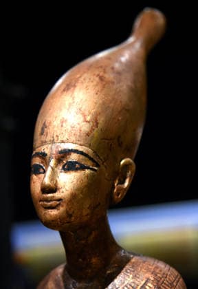 Toutankhamon Reconstruction Spectacular At Porte du Versailles - Paris Toutankhamon, Reconstition spectacular his tomb and his treasures of Pharaon at Porte du Versailles in Paris, France on July 2, 2026. Photo by Alain Apaydin ABACAPRESS.COM Paris Ile-de-France France  Copyright: xApaydinxAlain ABACAx