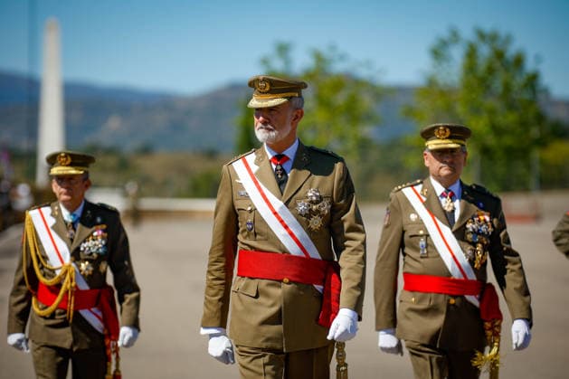 Felipe VI Presents the Royal Commissions to the 51st Class of the Non-Commissioned Officer Corps King Felipe VI presides over the ceremony to present the Royal Commissions to the 51st Class of the Non-Commissioned Officer Corps, at the General Basic Academy for Non-Commissioned Officers, on July 3, 2026, in Talarn, Lleida, Catalonia, Spain JULY 3, 2026 Kike Rincó Spain  Copyright: xKikexRinconx 7640084