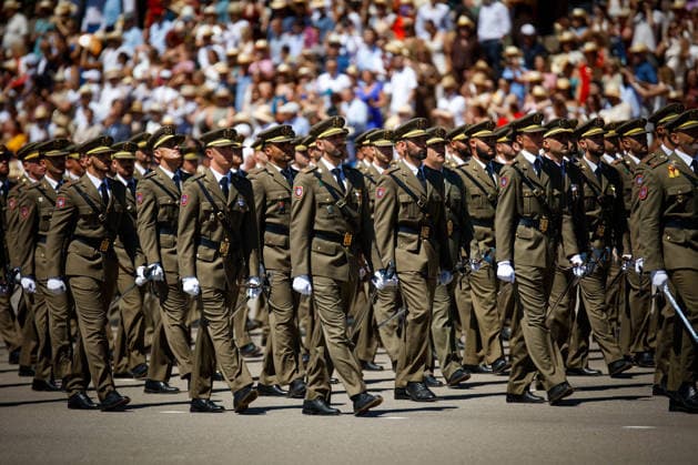 Felipe VI Presents the Royal Commissions to the 51st Class of the Non-Commissioned Officer Corps King Felipe VI presides over the ceremony to present the Royal Commissions to the 51st Class of the Non-Commissioned Officer Corps, at the General Basic Academy for Non-Commissioned Officers, on July 3, 2026, in Talarn, Lleida, Catalonia, Spain JULY 3, 2026 Kike Rincó Spain  Copyright: xKikexRinconx 7640161