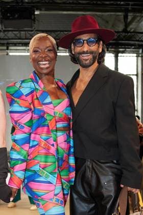 Berlin Fashion Week, Celebrity, Gäste der Marina Hoermanseder Modenschau Berlin Fashion Week: Hoermannseder ** NUR FÜR REDAKTIONELLE ZWECKE ** EDITORIAL USE ONLY **<p>Massimo Sinato und Nikeata Thompson bei der Modenschau von Marina Hoermannseder im Rahmen der Berlin Fashion Week. Deutschland Berlin Berlin Copyright: JörgxCarstensen *** Berlin Fashion Week Hoermannseder ** FOR EDITORIAL PURPOSES ONLY ** EDITORIAL USE ONLY ** p Massimo Sinato and Nikeata Thompson at Marina Hoermannseder s fashion show during Berlin Fashion Week Germany Berlin Berlin Copyright JörgxCarstensen Copyright: JörgxCarstensen doc86k0xh0xib71mapjvzu1 ,EDITORIAL USE ONLY