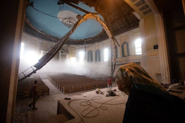 Russian Airstrike Damages Evangelical Church in Kramatorsk KRAMATORSK, DONETSK REGION, UKRAINE JULY 3, 2026: Damage is seen at the Good News Evangelical Church in Kramatorsk, Donetsk region, Ukraine, following a Russian airstrike that struck a residential area during the night of June 30, 2026. The church, housed in a former Soviet-era cinema, sustained significant damage in the attack. Kramatorsk Donetsk Ukraine Copyright: x xFranciscoxRichartxBarbeirax xJNAxPressx