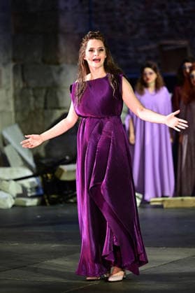 Bad Hersfelder Festspiele - Lysistrata . Schauspielerin Gioia Osthoff während der Fotoprobe zur Inszenierung Lysistrata im Rahmen der Bad Hersfelder Festspiele am 02.07.2026 in der Stiftsruine Bad Hersfeld. 20260702MWI132471 *** Bad Hersfeld Festival: Lysistrata—Actress Gioia Osthoff during the photo shoot for the production of Lysistrata as part of the Bad Hersfeld Festival on July 2, 2026, at the Stiftsruine in Bad Hersfeld 20260702MWI132471
