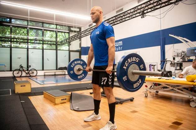 Athletikum Rhein Ruhr im BG Klinikum Duisburg. 03.07.2026 in Duisburg ** NUR FÜR REDAKTIONELLE ZWECKE ** EDITORIAL USE ONLY **<p>Anlass ist, dass unser Bewegungslabor ab jetzt als Medizinisches Untersuchungszentrum des DOSB fungiert eine große Auszeichnung. Hier im Bild Handballer Paul Skorupa beim Training. 03.07.2026 in Duisburg Deutschland NRW Duisburg Copyright: DanielxAttia *** Athletikum Rhein Ruhr at BG Klinikum Duisburg, July 3, 2026, in Duisburg ** FOR EDITORIAL USE ONLY ** EDITORIAL USE ONLY ** p The occasion is that our movement laboratory will now serve as the DOSB’s medical examination center—a great honor. Pictured here is handball player Paul Skorupa during training on July 3, 2026, in Duisburg, Germany (North Rhine-Wes Copyright: DanielxAttia doc86k31cxbezkl5lhvvg8 ,EDITORIAL USE ONLY