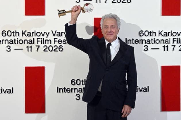 Entertainment Themen der Woche KW27 Two-time Oscar winner Dustin Hoffman accepted the Crystal Globe for Outstanding Artistic Contribution to World Cinema at the opening of the 60th Karlovy Vary International Film Festival, on July 3, 2026, in Karlovy Vary, Czech Republic (CTKxPhoto SlavomirxKubes) CTKPhotoP2026070308108  CTKPhotoP2026070308108