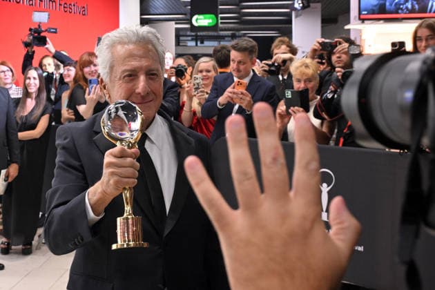 Two-time Oscar winner Dustin Hoffman accepted the Crystal Globe for Outstanding Artistic Contribution to World Cinema at the opening of the 60th Karlovy Vary International Film Festival, on July 3, 2026, in Karlovy Vary, Czech Republic (CTKxPhoto SlavomirxKubes) CTKPhotoP2026070308127  CTKPhotoP2026070308127