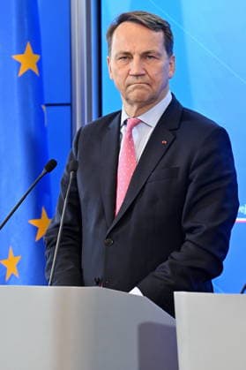 RECORD DATE NOT STATED 03.07.2026 WARSZAWA KONFERENCJA PRASOWA MINISTRA SPRAW ZAGRANICZNYCH I MINISTRA OBRONY NARODOWEJ July 3, 2026, Warsaw – Press conference by the Polish Minister of Foreign Affairs and the Polish Minister of National Defence N Z RADOSLAW SIKORSKI FOT DAMIAN BURZYKOWSKI NEWSPIX.PL NEWSPIX.PL --- newspix.pl 