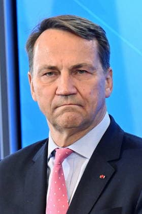 RECORD DATE NOT STATED 03.07.2026 WARSZAWA KONFERENCJA PRASOWA MINISTRA SPRAW ZAGRANICZNYCH I MINISTRA OBRONY NARODOWEJ July 3, 2026, Warsaw – Press conference by the Polish Minister of Foreign Affairs and the Polish Minister of National Defence N Z RADOSLAW SIKORSKI FOT DAMIAN BURZYKOWSKI NEWSPIX.PL NEWSPIX.PL --- newspix.pl 