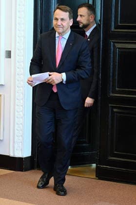 RECORD DATE NOT STATED 03.07.2026 WARSZAWA KONFERENCJA PRASOWA MINISTRA SPRAW ZAGRANICZNYCH I MINISTRA OBRONY NARODOWEJ July 3, 2026, Warsaw – Press conference by the Polish Minister of Foreign Affairs and the Polish Minister of National Defence N Z RADOSLAW SIKORSKI WLADYSLAW KOSINIAK KAMYSZ FOT DAMIAN BURZYKOWSKI NEWSPIX.PL NEWSPIX.PL --- newspix.pl 