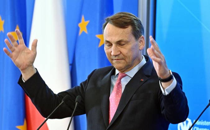 RECORD DATE NOT STATED 03.07.2026 WARSZAWA KONFERENCJA PRASOWA MINISTRA SPRAW ZAGRANICZNYCH I MINISTRA OBRONY NARODOWEJ July 3, 2026, Warsaw – Press conference by the Polish Minister of Foreign Affairs and the Polish Minister of National Defence N Z RADOSLAW SIKORSKI FOT DAMIAN BURZYKOWSKI NEWSPIX.PL NEWSPIX.PL --- newspix.pl 