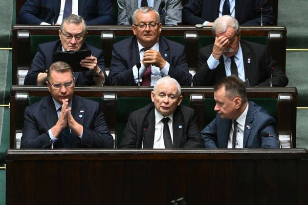 RECORD DATE NOT STATED 03.07.2026 WARSZAWA SEJM RP POSIEDZENIE SEJMU July 3, 2026 Warsaw – Sejm of the Republic of Poland – Sejm Session – Polish Parliament GLOSOWANIA N Z PRZEMYSLAW CZARNEK JAROSLAW KACZYNSKI MARIUSZ BLASZCZAK FOT DAMIAN BURZYKOWSKI NEWSPIXPL NEWSPIX.PL --- newspix.pl 