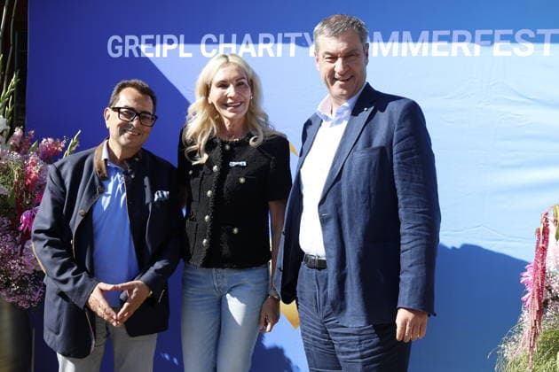 Saskia Greipl Charity Sommerfest 2026 Stavros Kostantinidis, Saskia Greipl-Kostantinidis und Markus Söder beim Greipl Charity Sommerfest zugunsten von LichtBlick Seniorenhilfe e.V. im Prof. Erich Greipl Stadion. Ismaning, 03.07.2026 Ismanin b.München Stadion Ismaning Bayern D *** Saskia Greipl Charity Summer Festival 2026 Stavros Kostantinidis, Saskia Greipl Kostantinidis and Markus Söder at the Greipl Charity Summer Festival to benefit LichtBlick Seniorenhilfe e.V. at the Prof. Erich Greipl Stadium in Ismaning, July 3, 2026, Ismaning near Munich, Ismaning Stadium, Bavaria, Germany Copyright: xAgenturxMatthiasxWehnertx xReinhardxZichyx