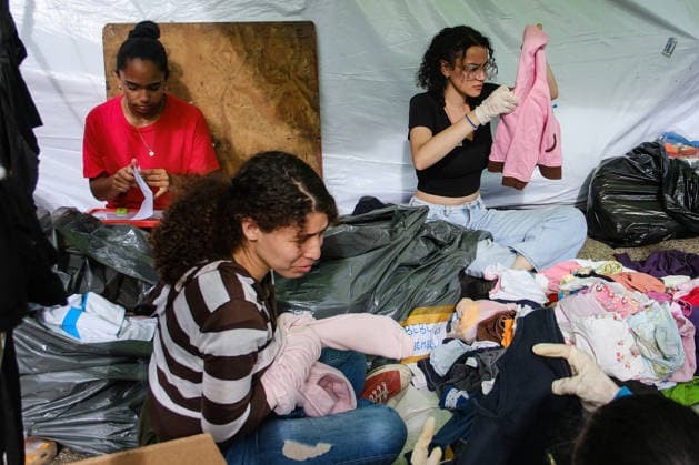 UCV collection center mobilizes humanitarian aid for Venezuela s earthquake survivors CARACAS, VENEZUELA - JULY 3: Volunteers and local citizens work at the Central University of Venezuela s (UCV) main humanitarian collection center, established at the Rectorate Plaza in Caracas, Venezuela, on July 3, 2026. The UCV s main collection center, located at the Rectorate Plaza in Caracas, operates around the clock under the organization of the Federation of University Centers and volunteers. Collected supplies are prioritized for areas affected by recent earthquakes, particularly La Guaira. They continuously receive non-perishable food, drinking water, medical supplies, personal hygiene items, clothing in good condition, and rescue tools. Diko Be  Copyright: x2026xAnadoluxDikoxBetancourtx