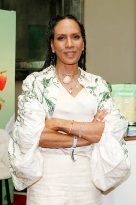 Barbara Becker beim Photocall zur Vorstellung ihrer neuen nachhaltigen Food-Marke MYFLAVOURS im Rahmen der VIP Beauty & Fashion Lounge im Hotel de Rome. Berlin, 03.07.2026 *** Barbara Becker at the photo call to launch her new sustainable food brand, MYFLAVOURS, as part of the VIP Beauty Fashion Lounge at the Hotel de Rome in Berlin, July 3, 2026 Foto:xA.xBuggex xFuturexImagex becker_6711
