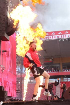 03.07.2026, Finch, Rapper, im Konzert live im Stadion Alte Försterei, Berlin, Musik, bürgerlich Nils Wehowsky, Berlin *** July 3, 2026, Finch, rapper, live concert at the Alte Försterei Stadium, Berlin, music, real name Nils Wehowsky, Berlin